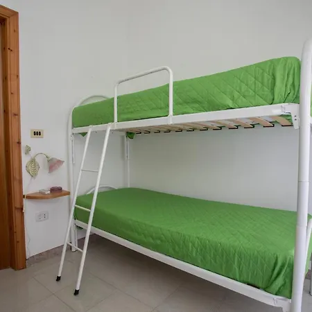 Villino Carolin Apartment Torre Lapillo